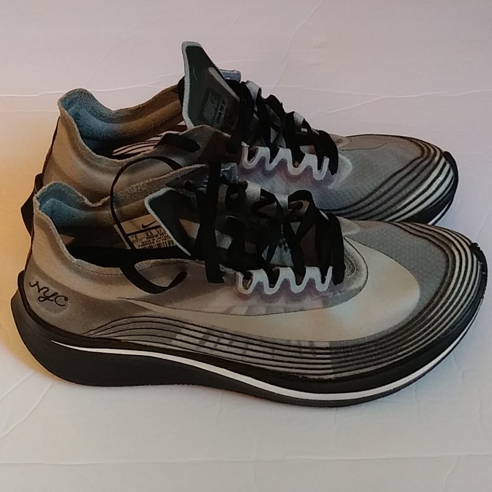 Nike Zoom Fly NYC new womens size 5
